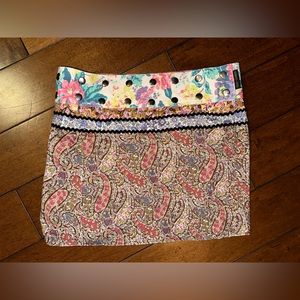 Coco + Carmen one size reversible skirt